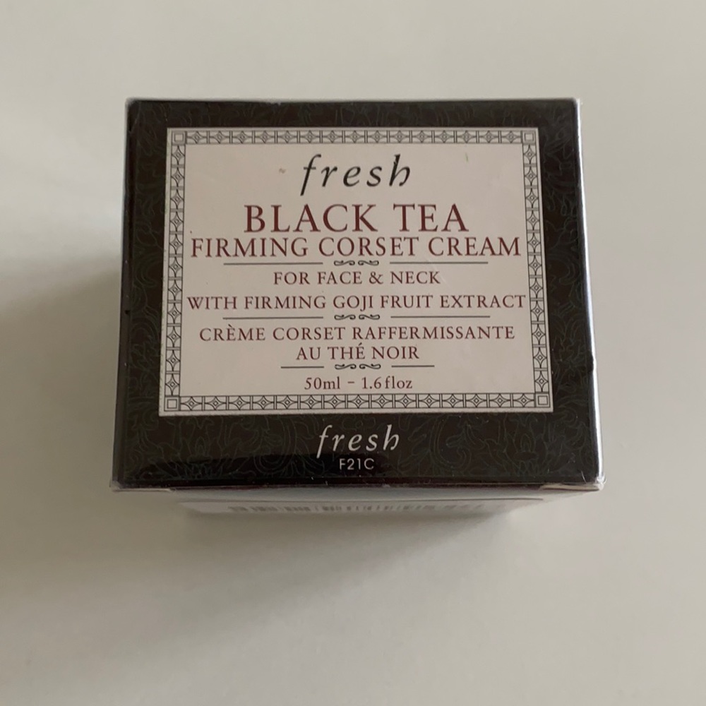 fresh Black Tea Firming Corset Cream